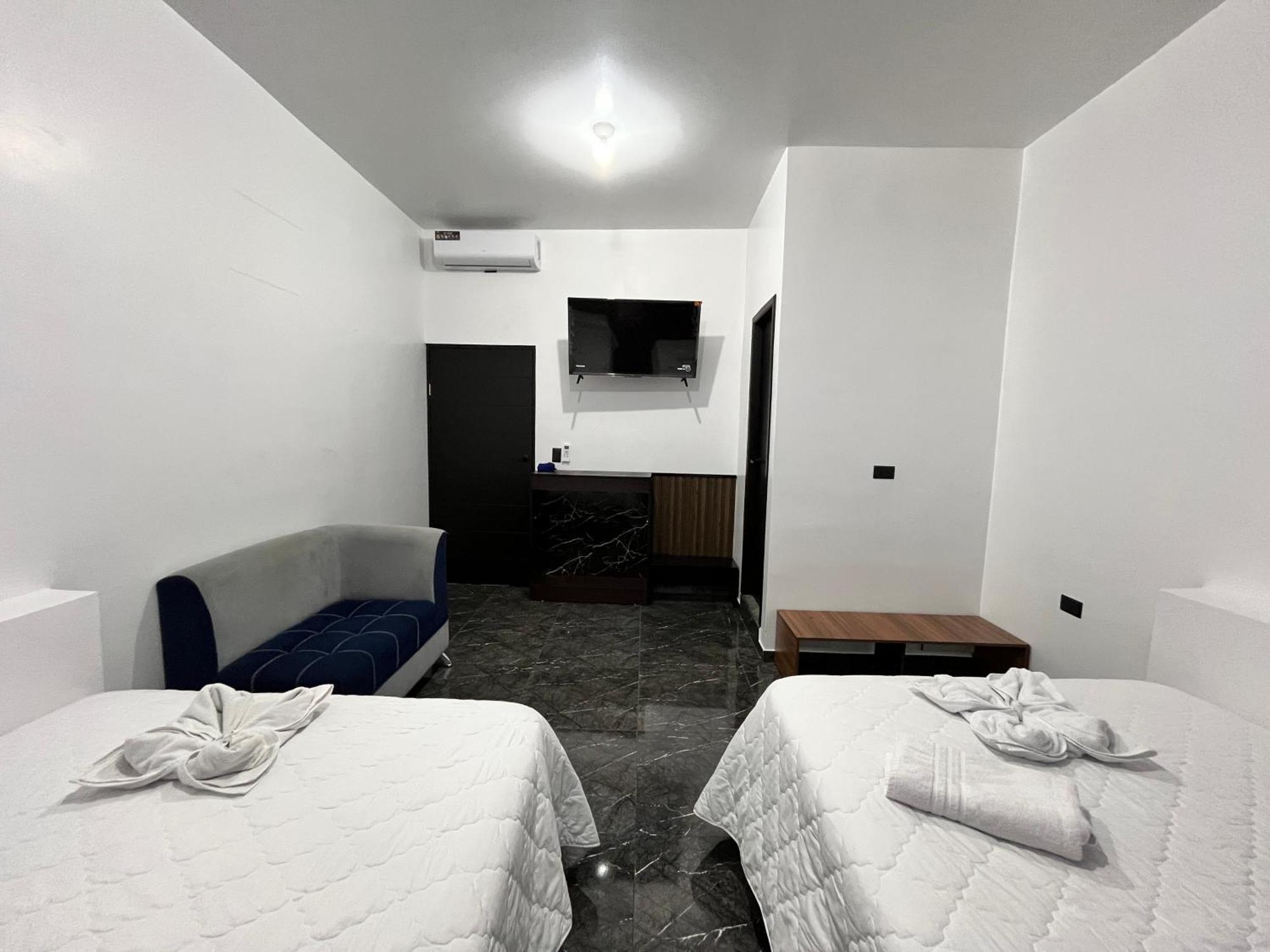푸에르토 바케리조 모레노 La Casa D Juan 아파트 외부 사진